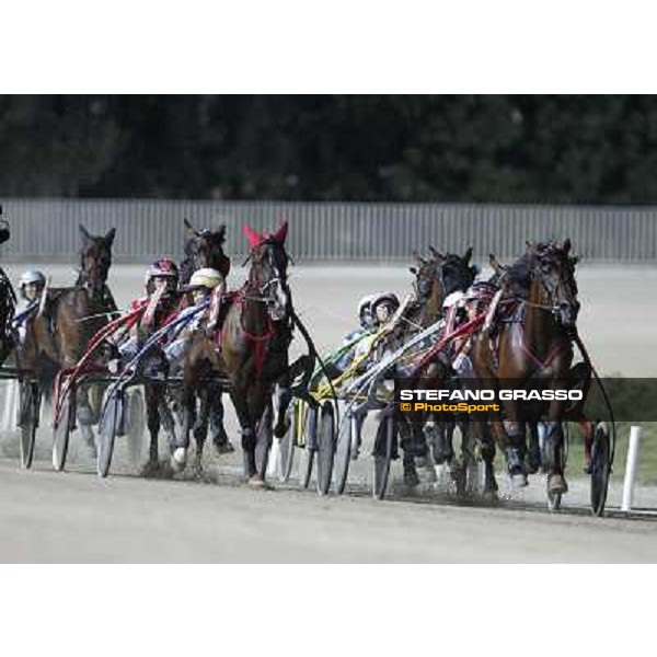 Racing during the Gran Premio Nazionale Filly Milano - San Siro trot racecourse, 30th june 2012 ph.Stefano Grasso