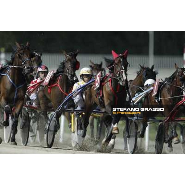 Racing during the Gran Premio Nazionale Filly Milano - San Siro trot racecourse, 30th june 2012 ph.Stefano Grasso