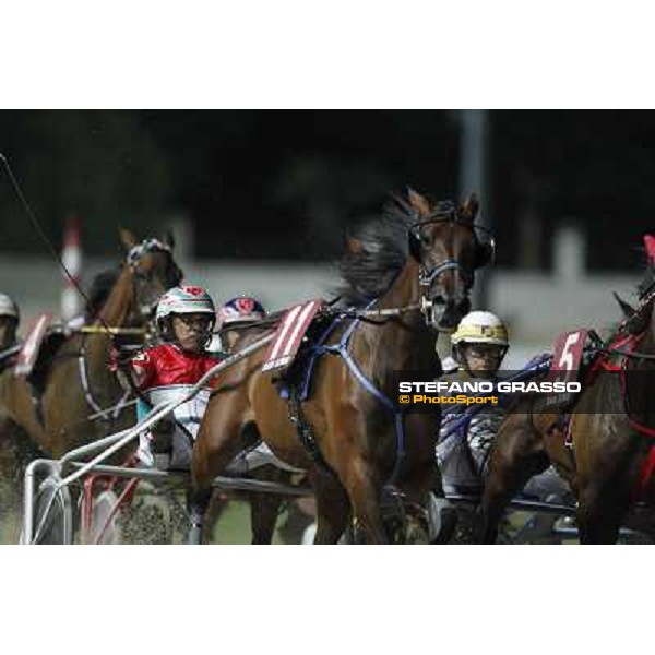 Racing during the Gran Premio Nazionale Filly Milano - San Siro trot racecourse, 30th june 2012 ph.Stefano Grasso