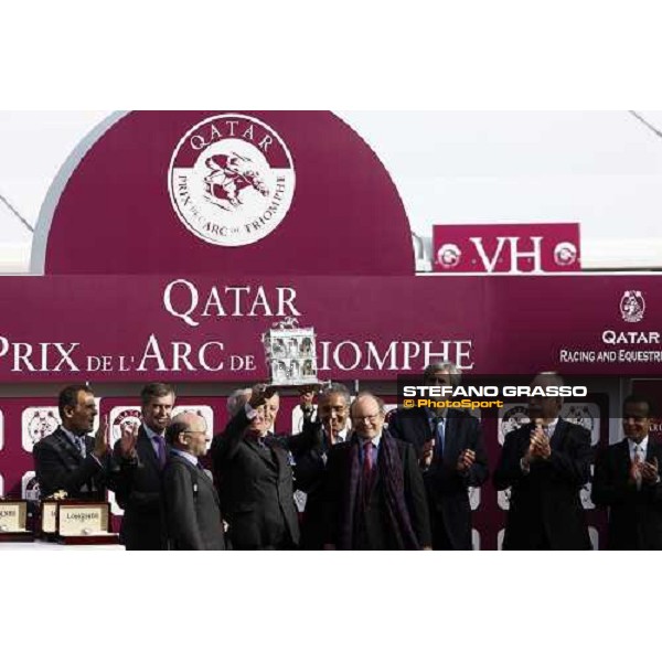 Olivier Peslier on Solemia wins the Qatar Prix de L\'Arc de Triomphe beating Christophe Soumillon on Orfevre Paris - Longchamp racecourse 7th oct..2012 ph.Stefano Grasso