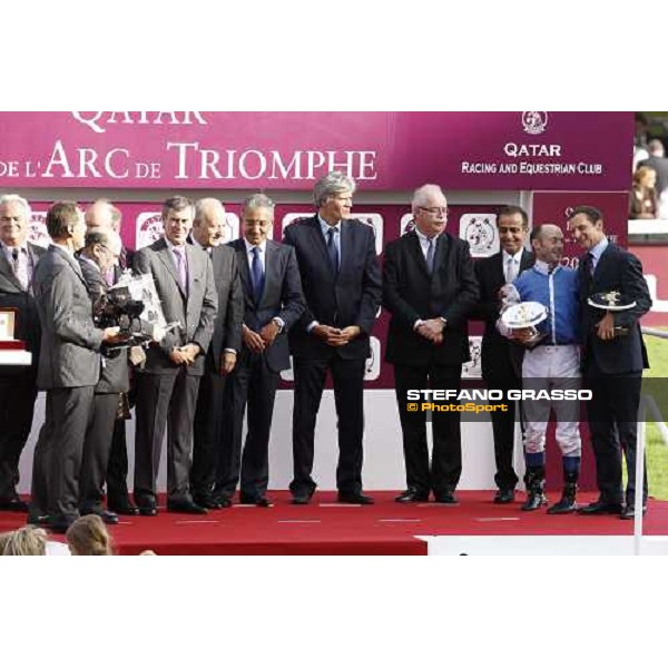 Olivier Peslier on Solemia wins the Qatar Prix de L\'Arc de Triomphe beating Christophe Soumillon on Orfevre Paris - Longchamp racecourse 7th oct..2012 ph.Stefano Grasso