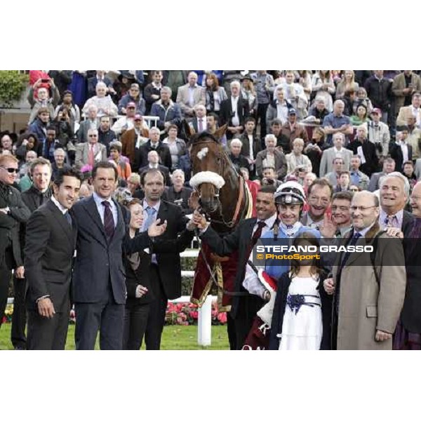Olivier Peslier on Solemia wins the Qatar Prix de L\'Arc de Triomphe beating Christophe Soumillon on Orfevre Paris - Longchamp racecourse 7th oct..2012 ph.Stefano Grasso