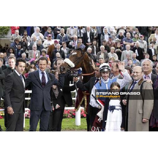 Olivier Peslier on Solemia wins the Qatar Prix de L\'Arc de Triomphe beating Christophe Soumillon on Orfevre Paris - Longchamp racecourse 7th oct..2012 ph.Stefano Grasso
