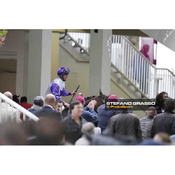 Umberto Rispoli on Molly MAlone wins the Qatar Prix du Cadran Paris - Longchamp racecourse 7th oct..2012 ph.Stefano Grasso