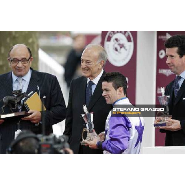 Umberto Rispoli on Molly MAlone wins the Qatar Prix du Cadran Paris - Longchamp racecourse 7th oct..2012 ph.Stefano Grasso