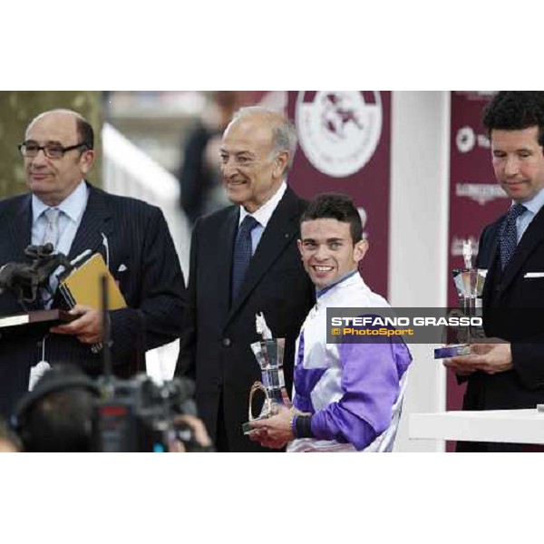 Umberto Rispoli on Molly MAlone wins the Qatar Prix du Cadran Paris - Longchamp racecourse 7th oct..2012 ph.Stefano Grasso