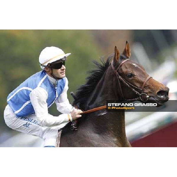 Olivier Peslier on Silasol wins the Total Prix MArcel Boussac Paris - Longchamp racecourse 7th oct..2012 ph.Stefano Grasso