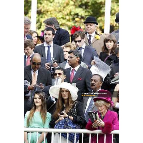 Paris - Longchamp racecourse - Fashion at the Qatar Prix de l\'Arc de Triomphe Paris, 7th oct.2012 ph.Stefano Grasso