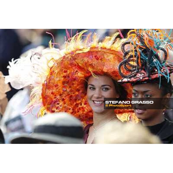 Paris - Longchamp racecourse - Fashion at the Qatar Prix de l\'Arc de Triomphe Paris, 7th oct.2012 ph.Stefano Grasso