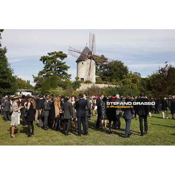 Paris - Longchamp racecourse - Fashion at the Qatar Prix de l\'Arc de Triomphe Paris, 7th oct.2012 ph.Stefano Grasso