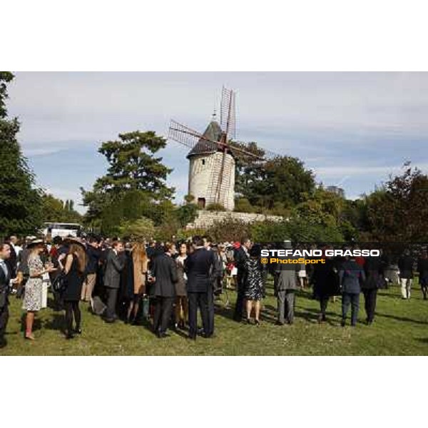 Paris - Longchamp racecourse - Fashion at the Qatar Prix de l\'Arc de Triomphe Paris, 7th oct.2012 ph.Stefano Grasso