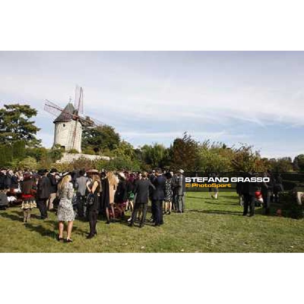 Paris - Longchamp racecourse - Fashion at the Qatar Prix de l\'Arc de Triomphe Paris, 7th oct.2012 ph.Stefano Grasso