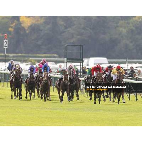 Paris - Longchamp racecourse - Gerard Mosse on Wizz Kid wins the Qatar Prix de l\'Abbaye de Longchamp Paris, 7th oct.2012 ph.Stefano Grasso
