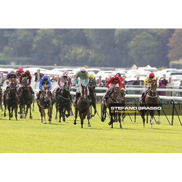 Paris - Longchamp racecourse - Gerard Mosse on Wizz Kid wins the Qatar Prix de l\'Abbaye de Longchamp Paris, 7th oct.2012 ph.Stefano Grasso
