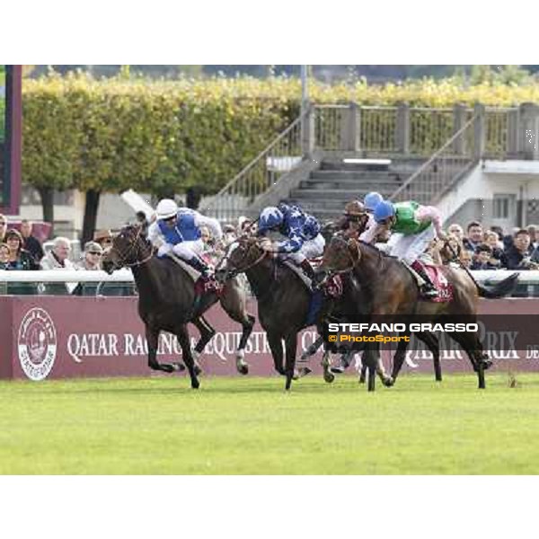 Paris - Longchamp racecourse - Olivier Peslier on Silasol wins the Prix MArcel Boussac -Frankie Dettori on Topaze Blanche and C.Soumillon on Alterite Paris, 7th oct.2012 ph.Stefano Grasso