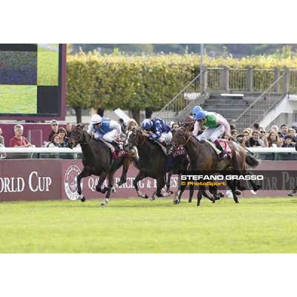 Paris - Longchamp racecourse - Olivier Peslier on Silasol wins the Prix MArcel Boussac -Frankie Dettori on Topaze Blanche and C.Soumillon on Alterite Paris, 7th oct.2012 ph.Stefano Grasso