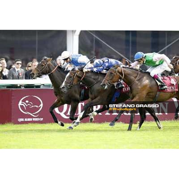 Paris - Longchamp racecourse - Olivier Peslier on Silasol wins the Prix MArcel Boussac -Frankie Dettori on Topaze Blanche and C.Soumillon on Alterite Paris, 7th oct.2012 ph.Stefano Grasso