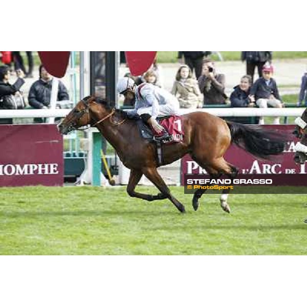 Paris - Longchamp racecourse - Richard Hughes on Olympic Glory wins the Prix Jean-Luc Lagardere Paris, 7th oct.2012 ph.Stefano Grasso