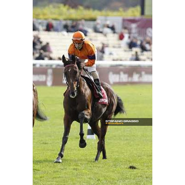 Paris - Longchamp racecourse - Cristian Demuro on Quiza Quiza Quiza before the Prix de l\'Opera Longines Paris, 7th oct.2012 ph.Stefano Grasso