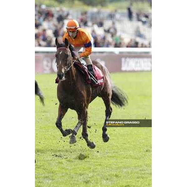 Paris - Longchamp racecourse - Cristian Demuro on Quiza Quiza Quiza before the Prix de l\'Opera Longines Paris, 7th oct.2012 ph.Stefano Grasso
