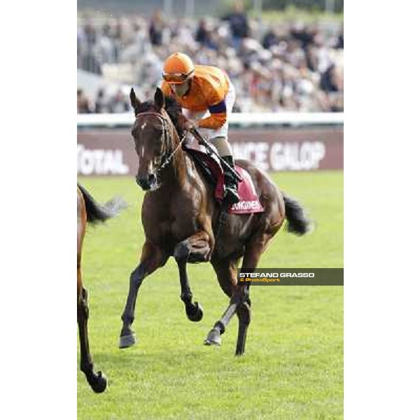 Paris - Longchamp racecourse - Cristian Demuro on Quiza Quiza Quiza before the Prix de l\'Opera Longines Paris, 7th oct.2012 ph.Stefano Grasso