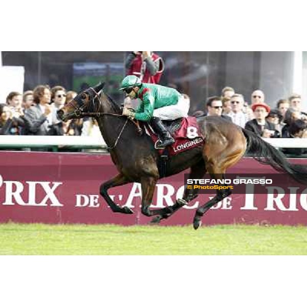 Paris - Longchamp racecourse - Christophe Patrice Lemaire on Ridasiyna wins the Prix de l\'Opera Longines Paris, 7th oct.2012 ph.Stefano Grasso