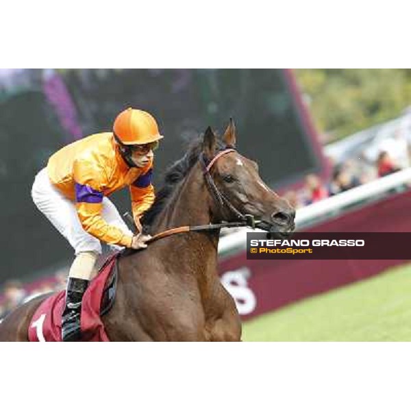 Paris - Longchamp racecourse - Cristian Demuro on Quiza Quiza Quiza returns home after the Prix de l\'Opera Longines Paris, 7th oct.2012 ph.Stefano Grasso