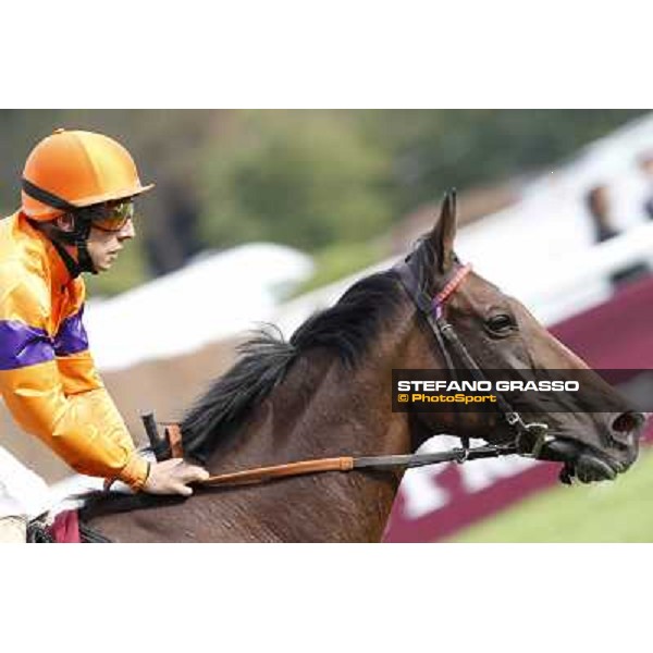 Paris - Longchamp racecourse - Cristian Demuro on Quiza Quiza Quiza returns home after the Prix de l\'Opera Longines Paris, 7th oct.2012 ph.Stefano Grasso
