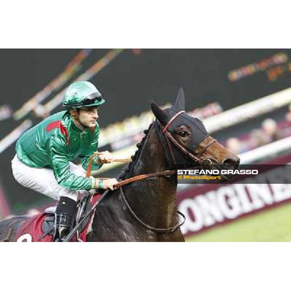 Paris - Longchamp racecourse - Christophe Patrice Lemaire on Ridasiyna returns home after winning the Prix de l\'Opera Longines Paris, 7th oct.2012 ph.Stefano Grasso