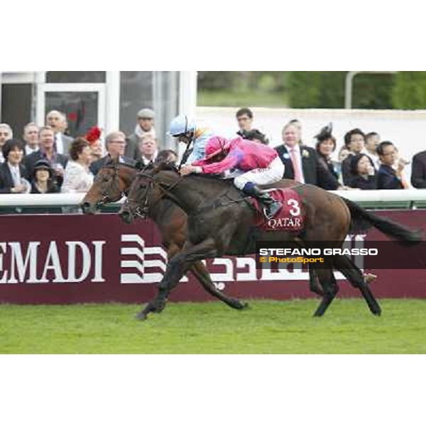 Paris - Longchamp racecourse - William Buick on Gordon Lord Byron wins the Prix de la Foret beating Penitent Paris, 7th oct.2012 ph.Stefano Grasso
