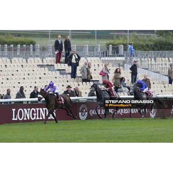 Umberto Rispoli on Molly Malone goes to win the Prix du Cadran Paris, 7th oct.2012 ph.Stefano Grasso