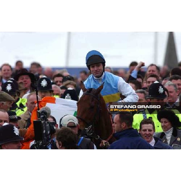Connor O\'Dwyer and Hardy Eustace coming back to the winner circle after winning the Smurfit Champion Hurdle Cheltenham, The Festival - 1st day 15th march 2005 ph. Stgefano Grasso