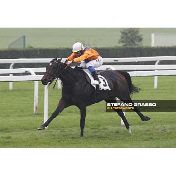 Umberto Rispoli on Cartaya wins the Premio Verziere Memorial Aldo Cirla Milano - San Siro racecourse, 13th oct.2012 ph.Stefano Grasso