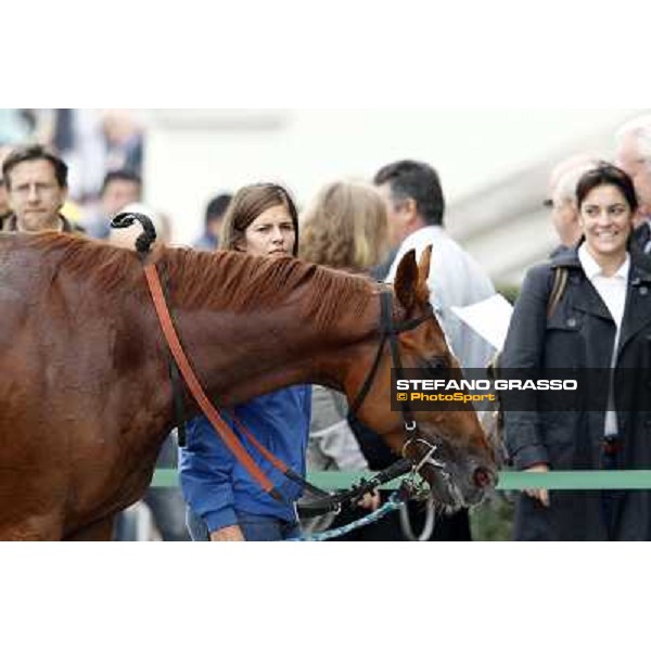 Flying Home and his groom after winning the race Milano - San Siro racecourse, 13th oct.2012 ph.Stefano Grasso