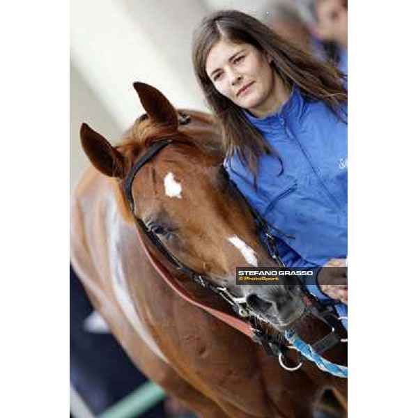 Flying Home and his groom after winning the race Milano - San Siro racecourse, 13th oct.2012 ph.Stefano Grasso