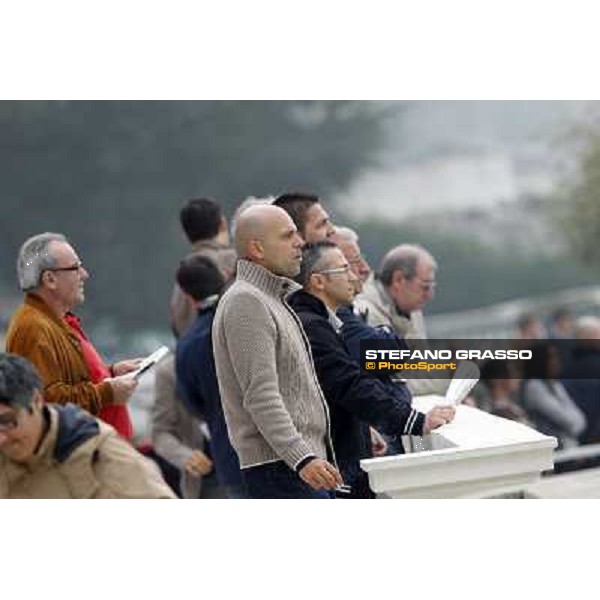 Racegoers at San Siro Milano - San Siro racecourse, 13th oct.2012 ph.Stefano Grasso