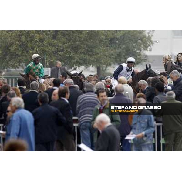 Racegoers at San Siro Milano - San Siro racecourse, 13th oct.2012 ph.Stefano Grasso