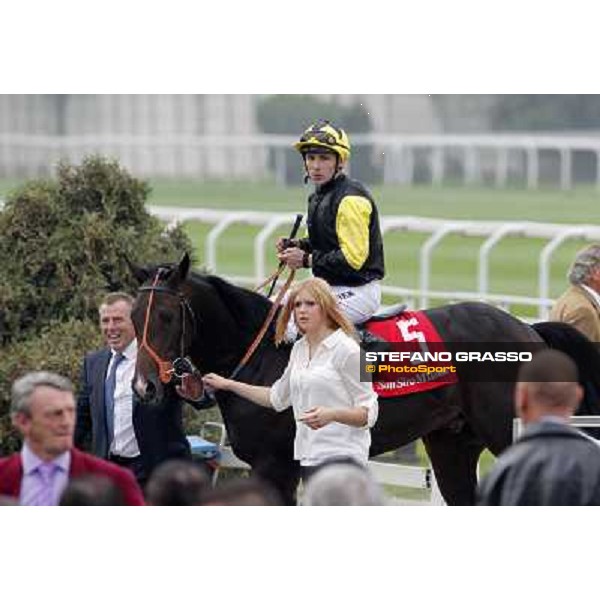 Stephane Pasquier on Law Enforcement and his connection return home after winning the Premio Gran Criterium - Milano - San Siro racecourse, 13th oct.2012 ph.Stefano Grasso