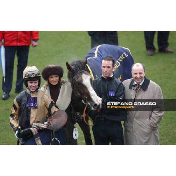 winning connection of the Royal \' Sunalliance Novice\'s Hurdle race - No Refuge with Graham Lee Cheltenham - 16th march 2005 ph. Stefano Grasso