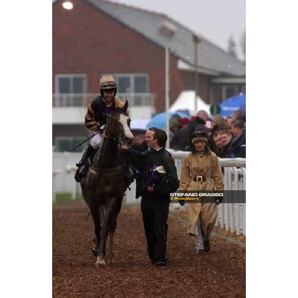 coming back home for Graham Lee and No Refuge winners of The Royal \' Sunalliance Novice\'s Hurdle Race Cheltenham - The Festival 2nd day 16 march 2005 ph. Stefano Grasso
