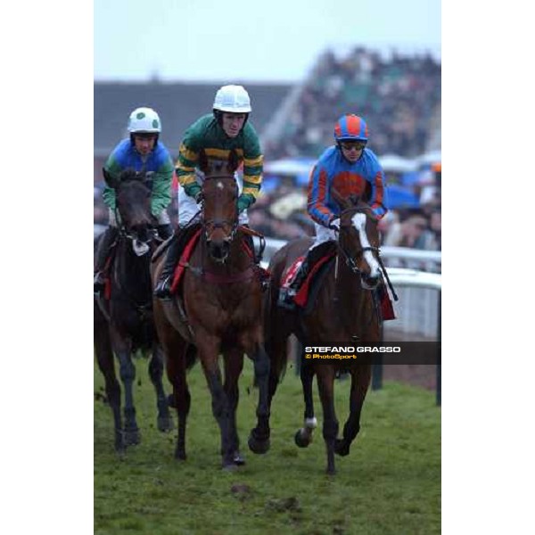 A.P. McCoy onYaboya and Kieren Fallon on Refinement go to the start of the Weatherbys Champion Bunper Cheltenham, 16th march 2005 ph. Stefano Grasso