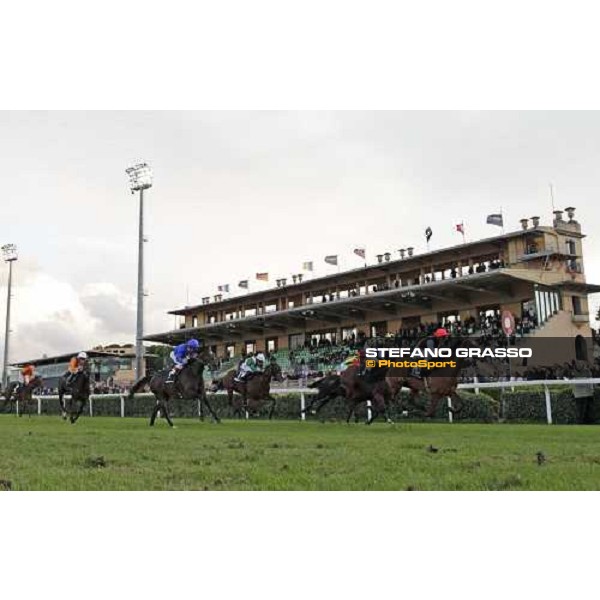 Andrea Atzeni on Sortilege wins the Gran Premio Longines Lydia Tesio Rome, Capannelle racecourse 28th october 2012 ph.Stefano Grasso