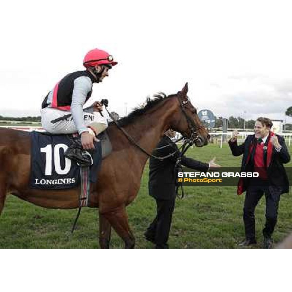 Andrea Atzeni on Sortilege celebrates with the owner after winning the Gran Premio Longines Lydia Tesio Rome, Capannelle racecourse 28th october 2012 ph.Stefano Grasso