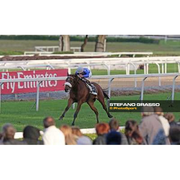 Fabio Branca on Regarde Moi wins the Premio Nearco Roma - Capannelle racecourse,28th oct.2012 ph.Stefano Grasso