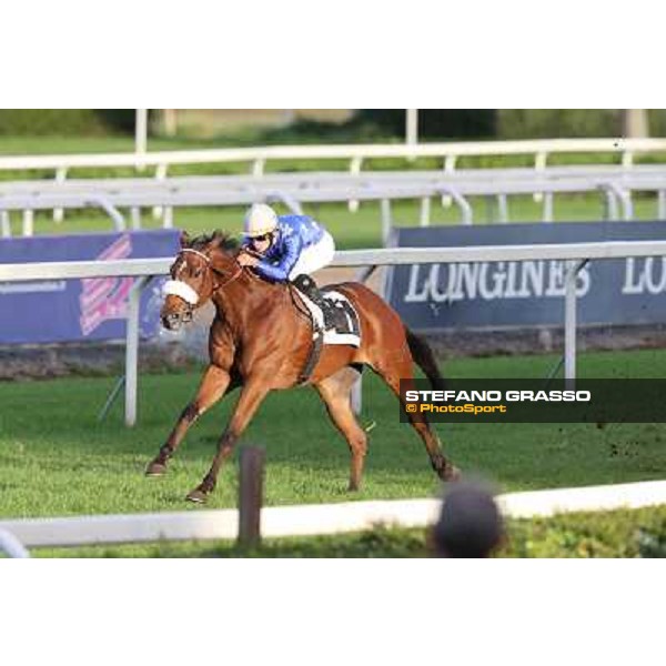 Fabio Branca on Regarde Moi wins the Premio Nearco Roma - Capannelle racecourse,28th oct.2012 ph.Stefano Grasso
