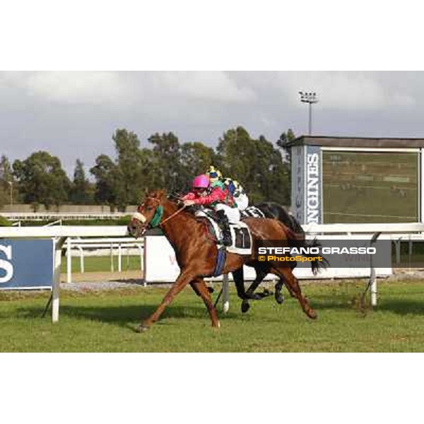 Pierantonio Convertino on Benvenue wins the Premio Conte Felice Scheibler beating Romantic Wave Roma - Capannelle racecourse,28th oct.2012 ph.Stefano Grasso