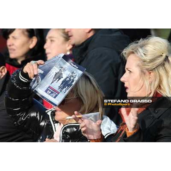 Racegoers at the Gran Premio Longines Lydia Tesio Roma - Capannelle racecourse,28th oct.2012 ph.Stefano Grasso