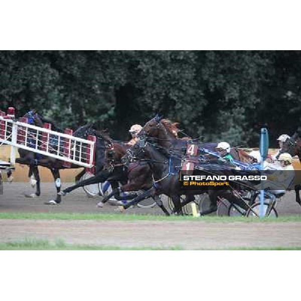 Mack Grace Sm during the start of the Gran Premio Freccia d\'Europa Rome-Tordivalle racecourse,27th oct.2012 ph.Stefano Grasso