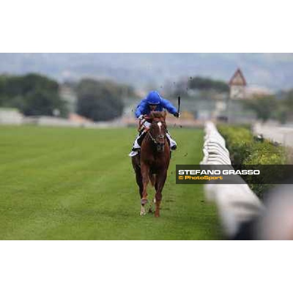 Silvestre De Sousa and Hunter\'s Light win the Gran Premio Roma GBI Racing Rome, Capannelle racecourse 4th november 2012 ph.Stefano Grasso