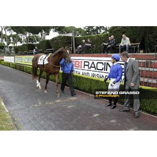 Silvestre De Sousa and Hunter\'s Light win the Gran Premio Roma GBI Racing Rome, Capannelle racecourse 4th november 2012 ph.Stefano Grasso